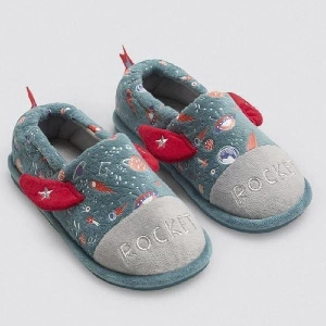 Zapatilla infantil niño Ysabel Mora 44043